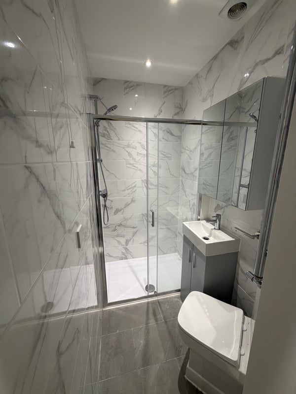 Room Oakley Place in Greater London