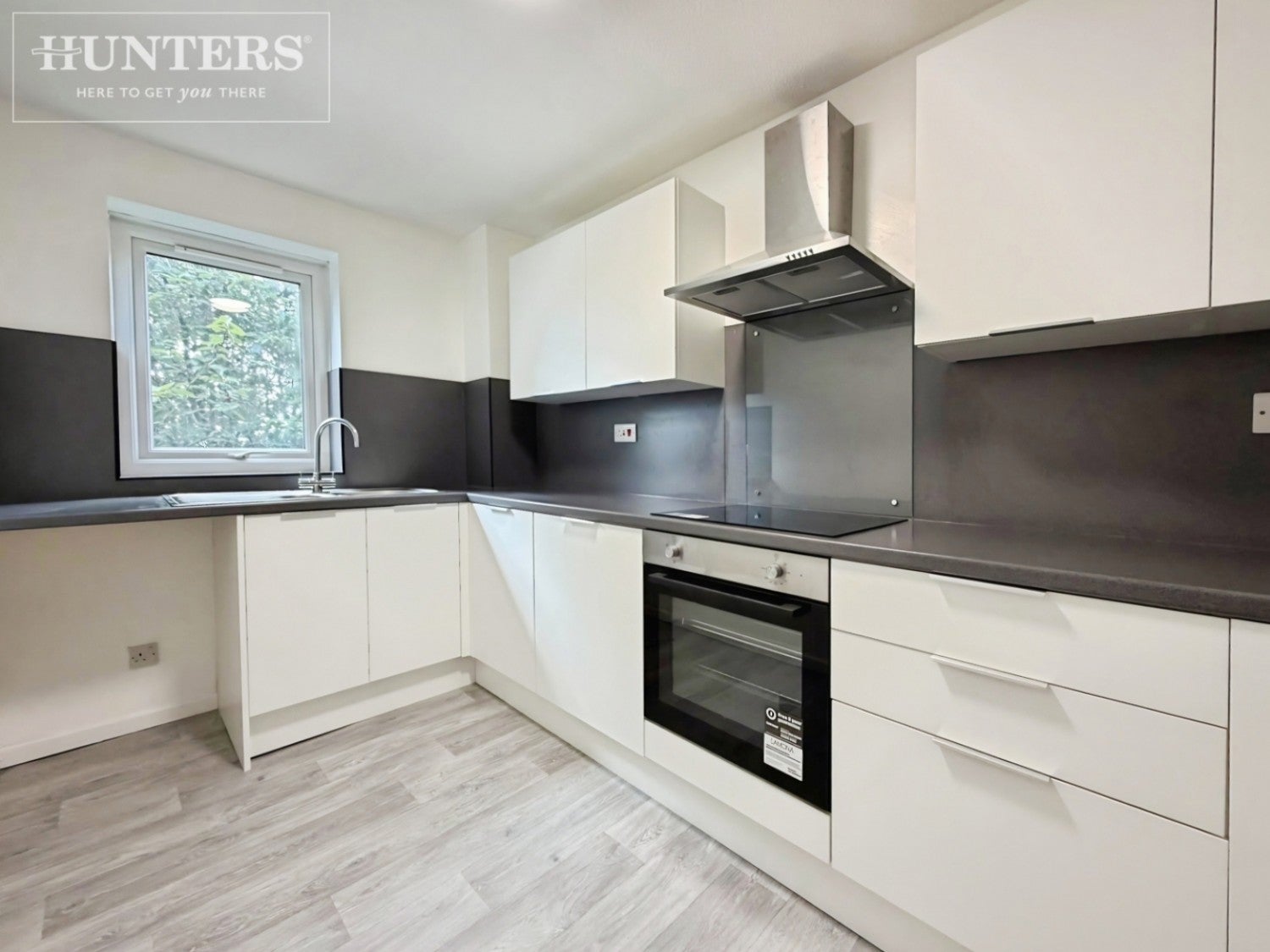Flat Howden Way in Wakefield