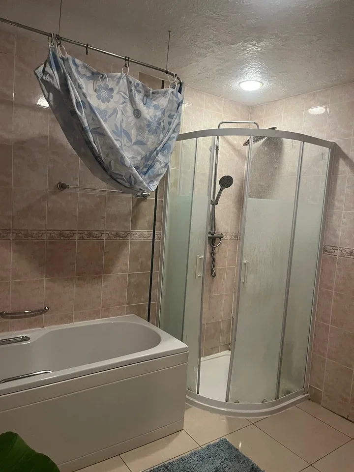 Room Chestnut Grove in Castle Point