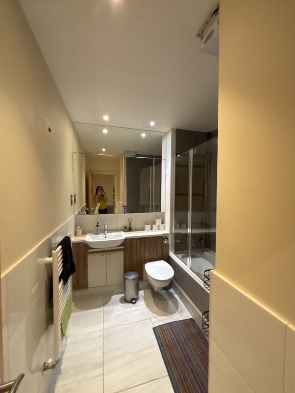 Room Marcia Road in Greater London