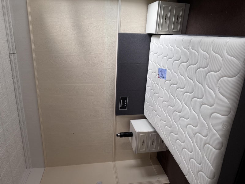 Room Mitcham Road in Greater London
