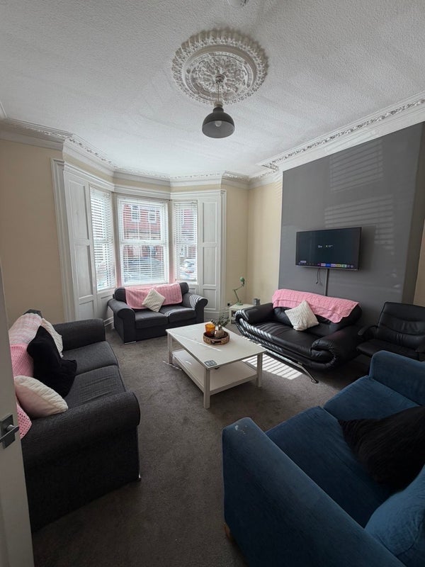 Room Osborne Avenue in Newcastle upon Tyne