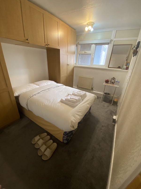 Room Kings Close in Greater London