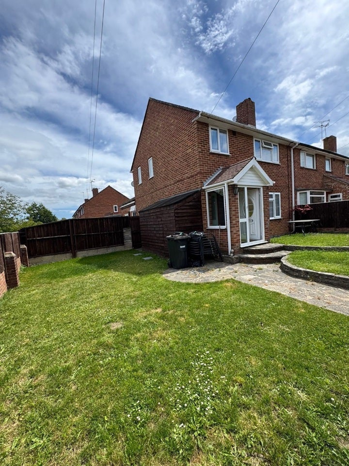 House Rhinefield Close in Havant