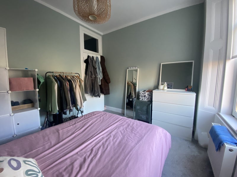 Room Dunard Road in Rutherglen