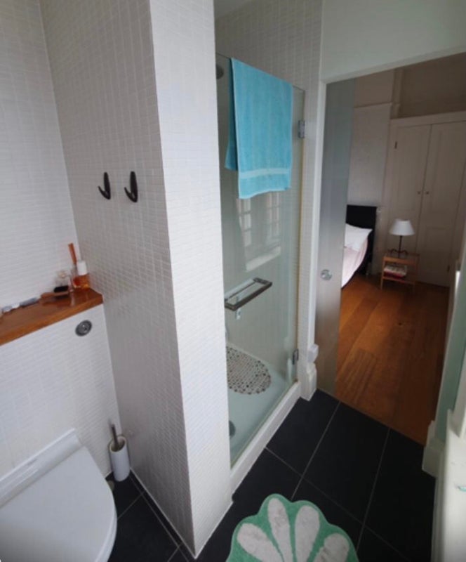 Room Hornsey Road in Greater London