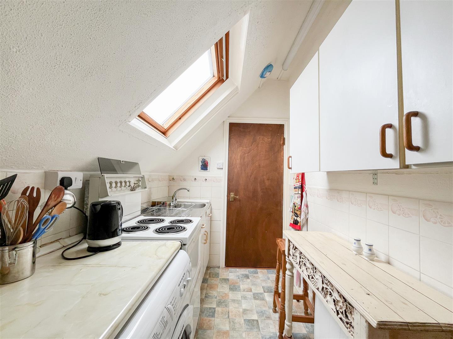 Flat Cornwallis Gardens in St Leonards