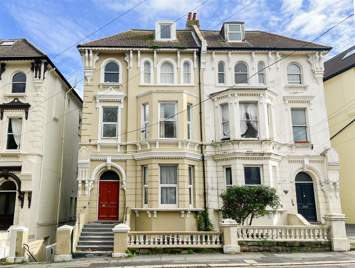 Flat Cornwallis Gardens in St Leonards