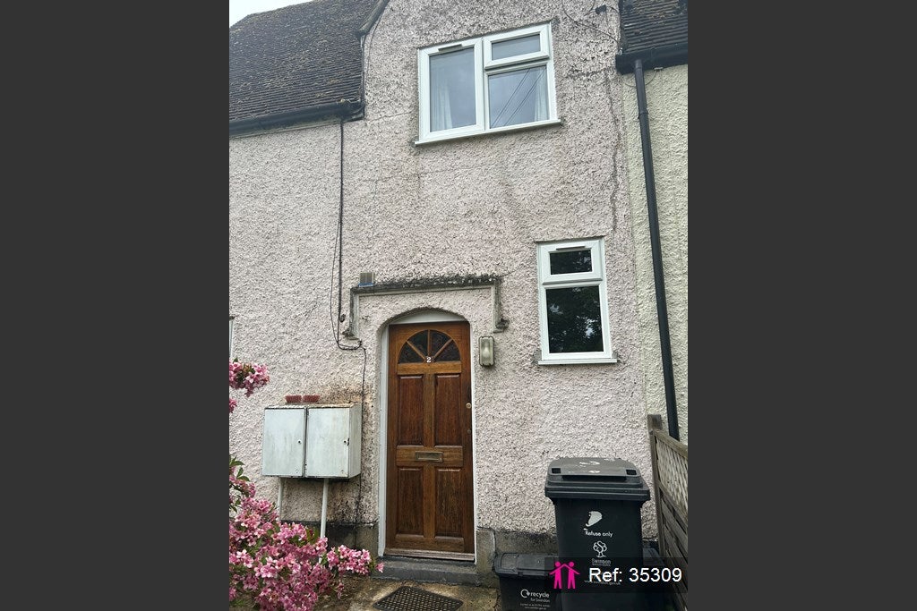 House Callas Hill in Wanborough