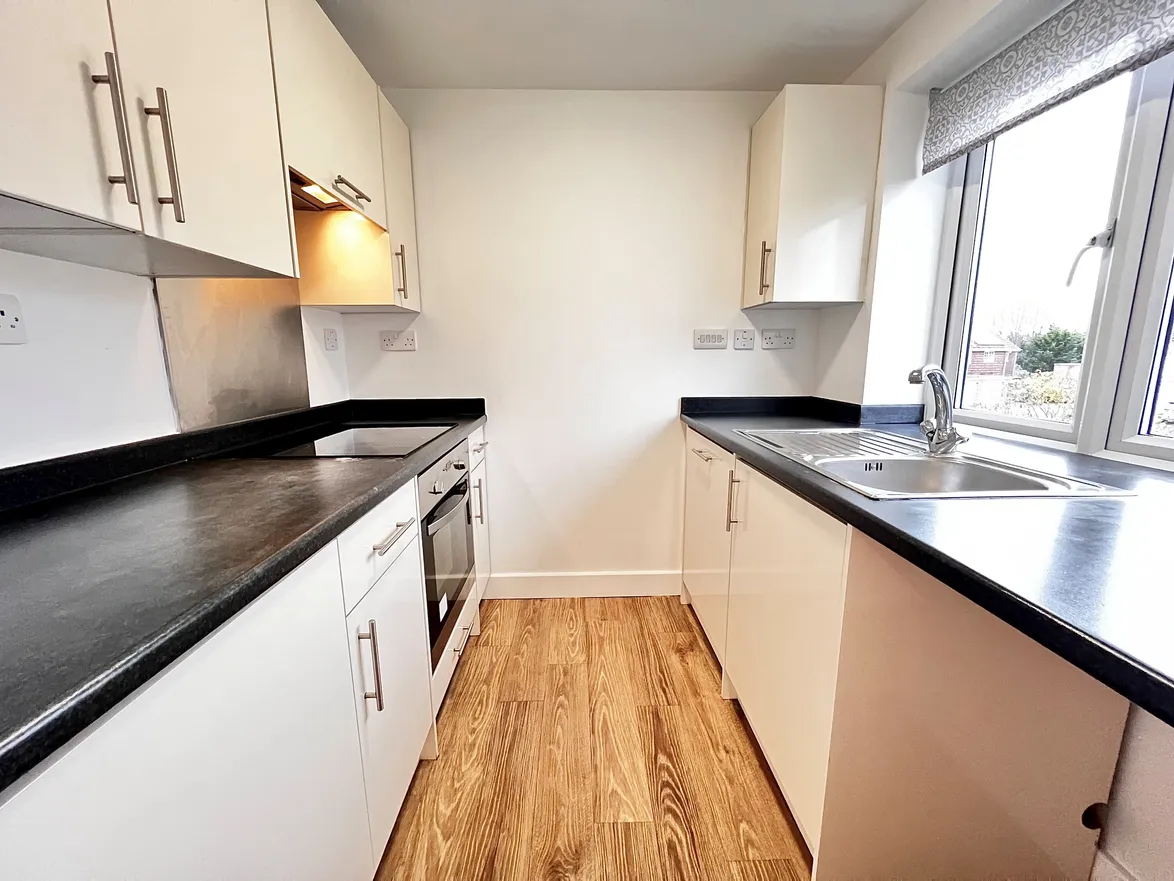Flat Chichester Close in Rainham