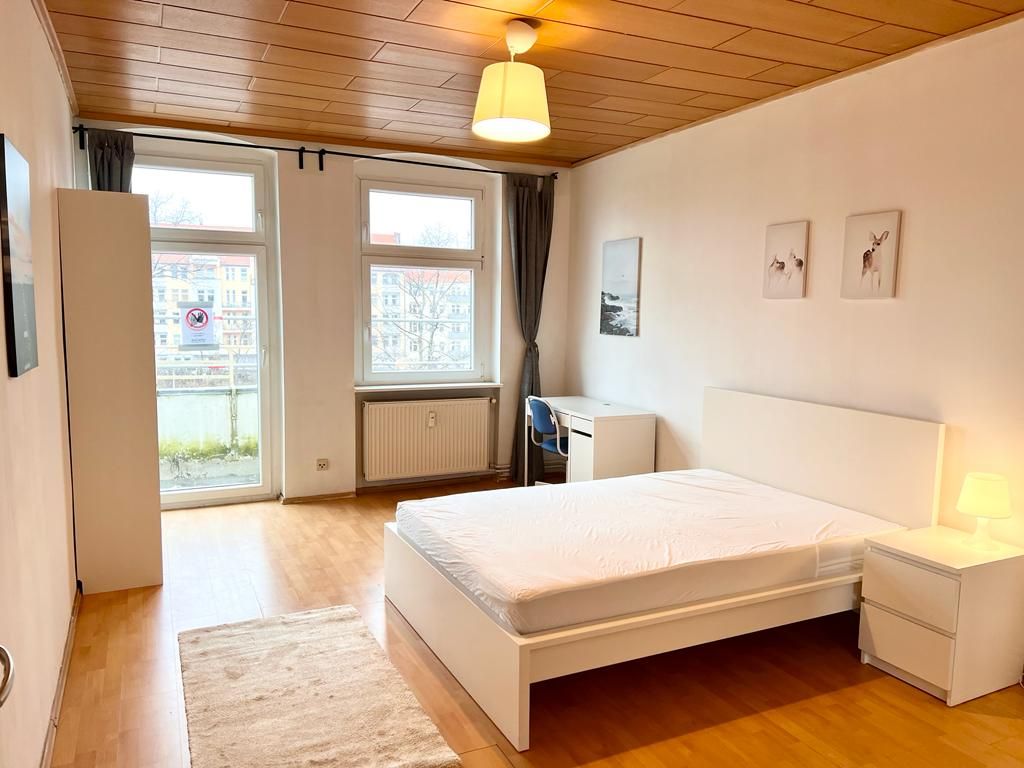 Wohnung Ringbahnstraße in Berlin