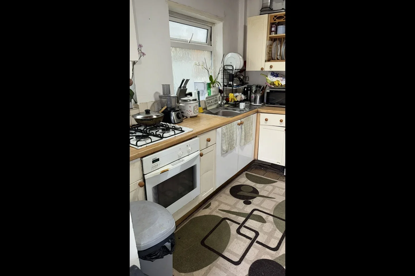 Room Spring Grove Road in Greater London