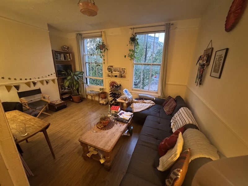 Room Old Ford Road in Greater London