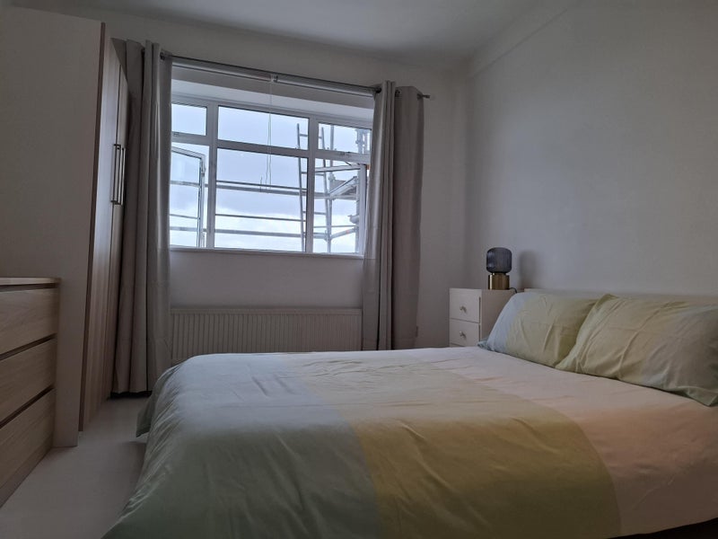 Room Edith Villas in Greater London
