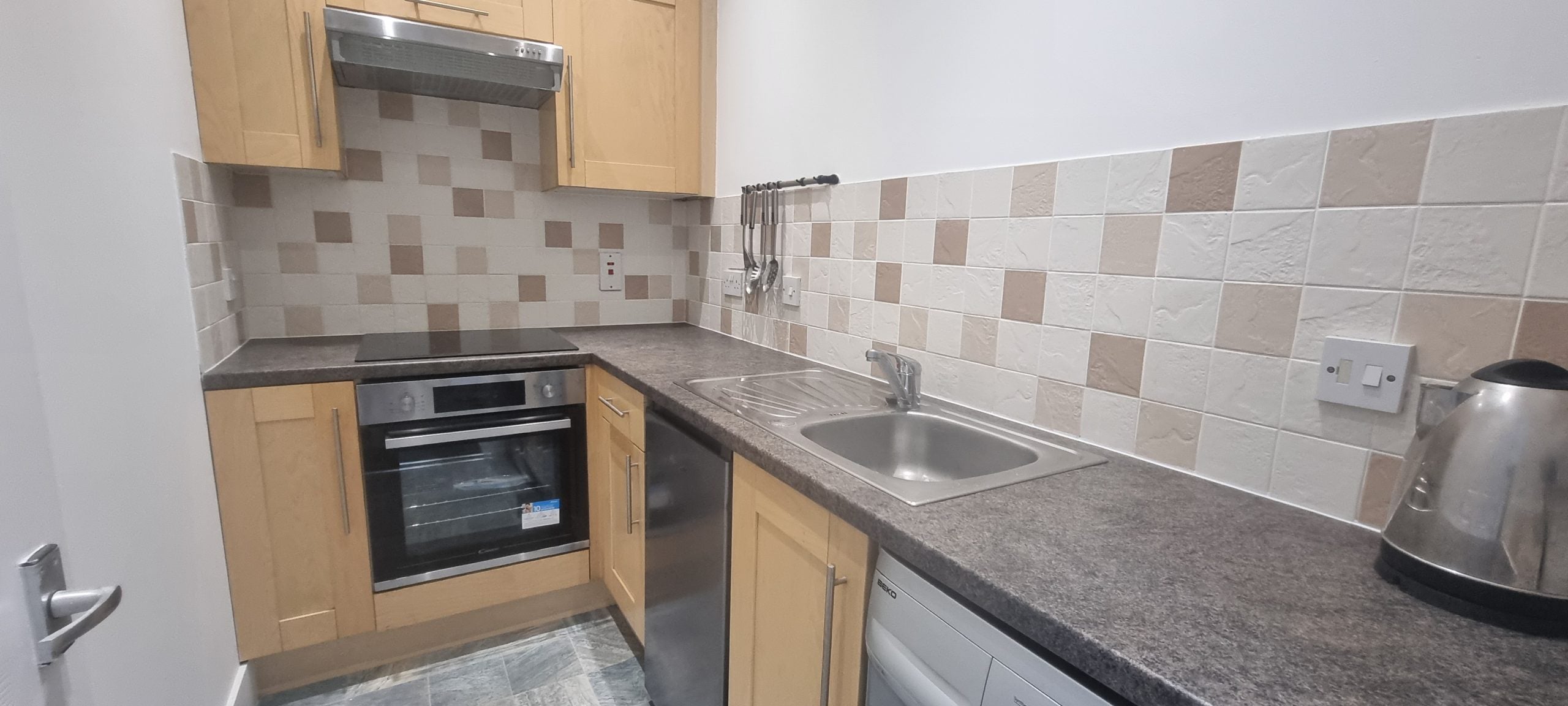 Flat Holburn Street in Aberdeen City