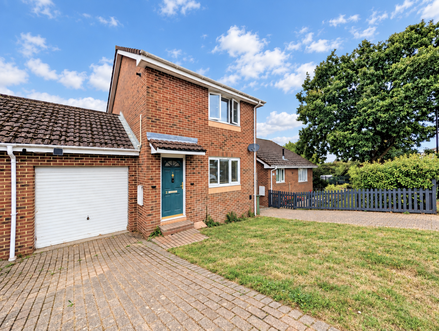 House Kingslea Park in East Cowes
