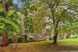 Flat Woodlands in Hart
