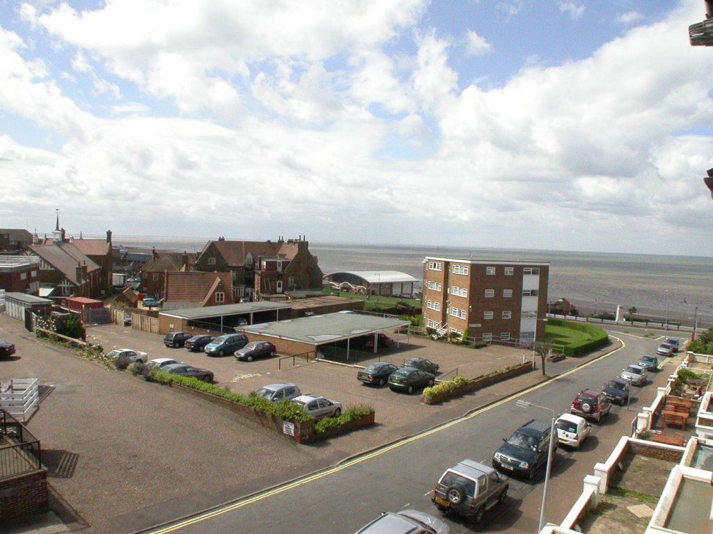 Flat Cliff Terrace in King's Lynn and West Norfolk