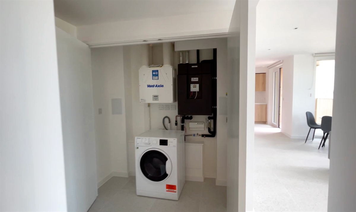 Flat Sidney Street in Greater London