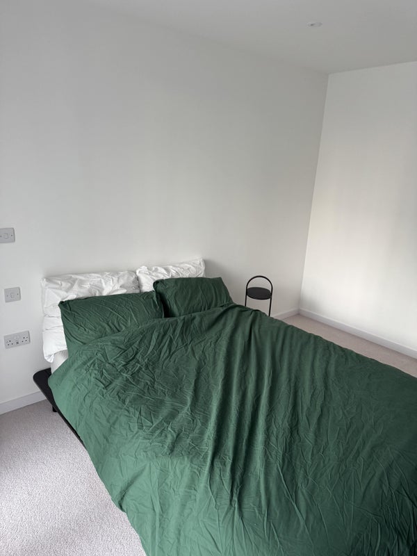 Room Upper Richmond Road in Greater London