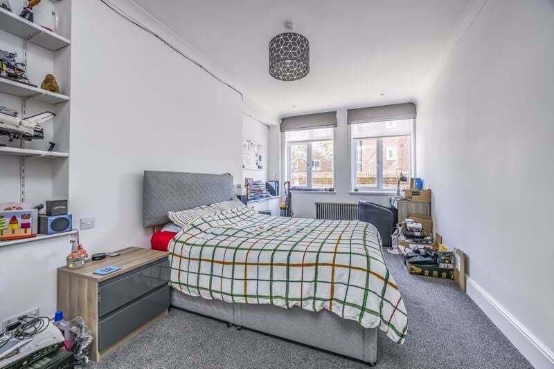 Flat Kings Terrace in Portsmouth