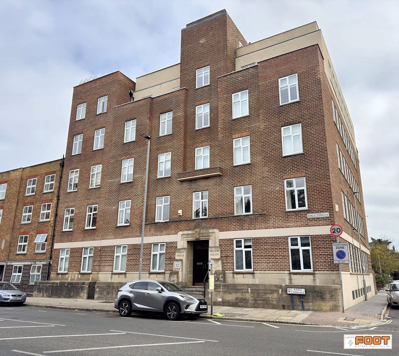 Flat Kings Terrace in Portsmouth