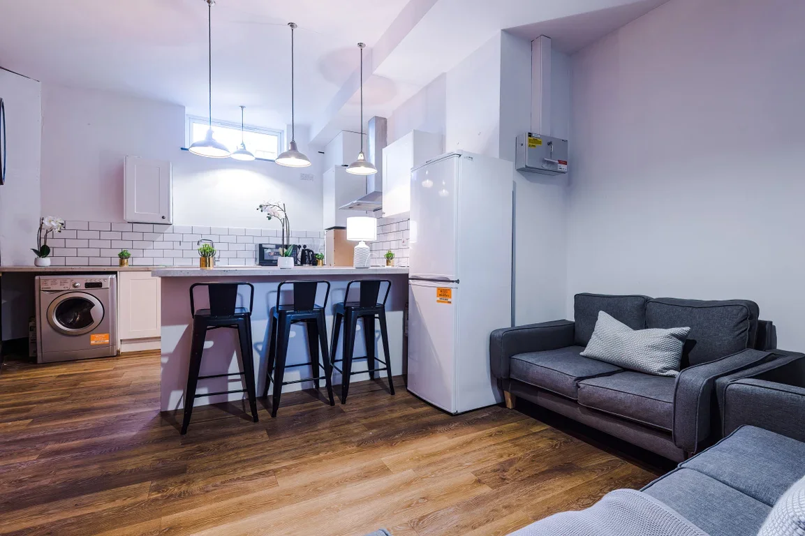 Flat Welford Road in Leicester