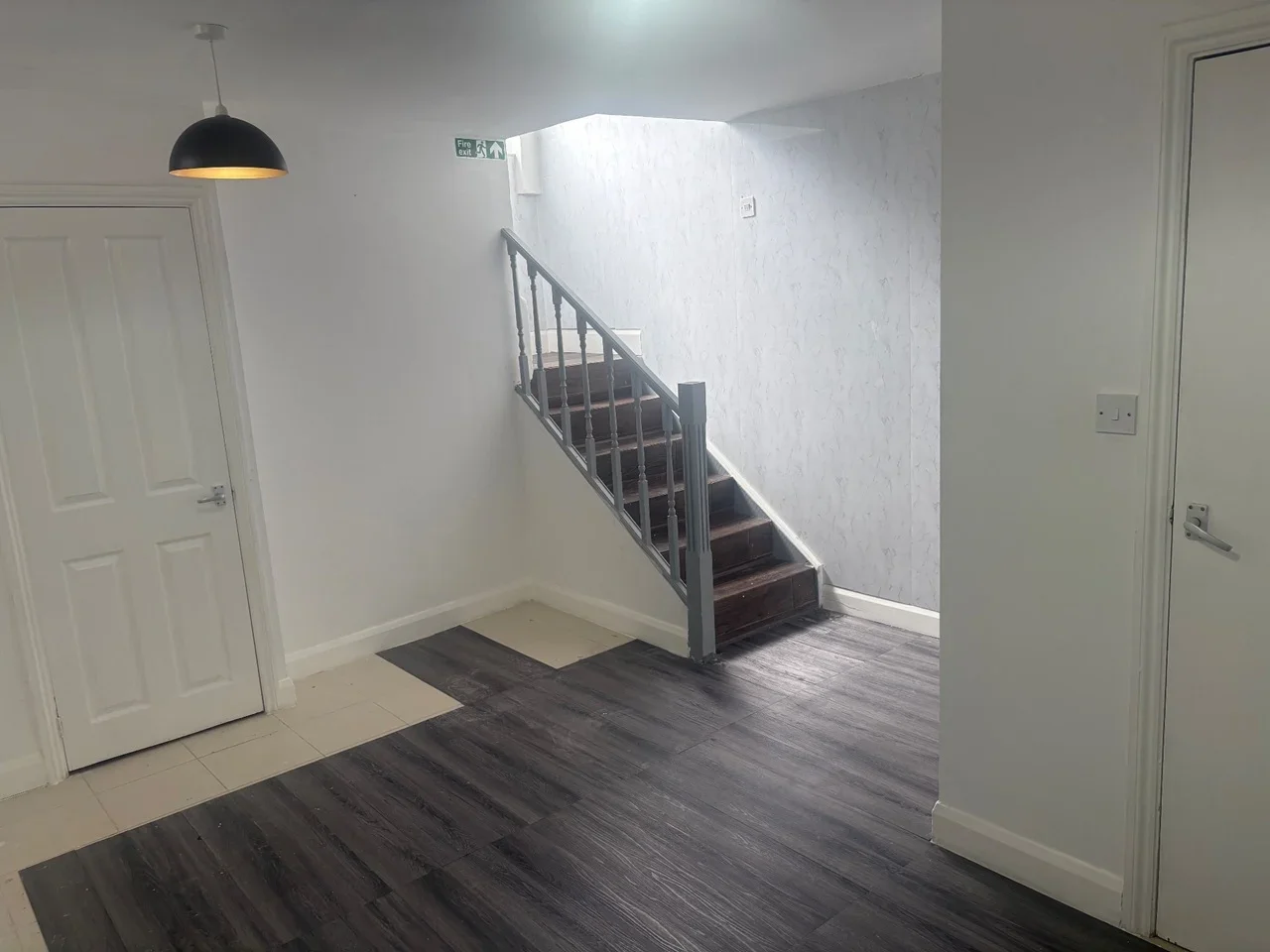 Flat Coventry Road in Greater London