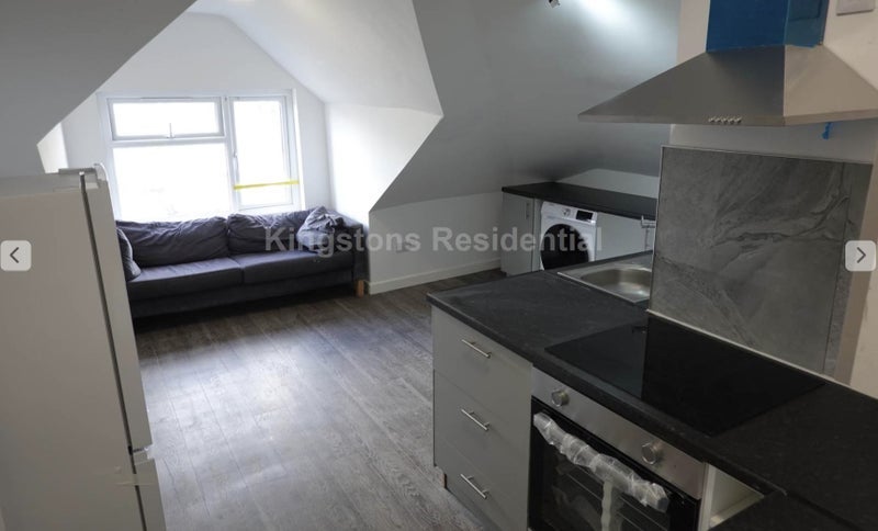 Flat Miskin Street in Cardiff