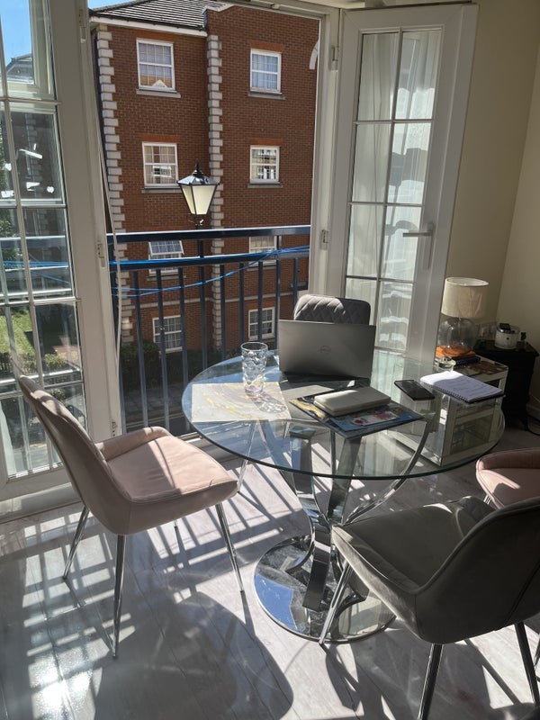 Room Queensberry Place in Greater London