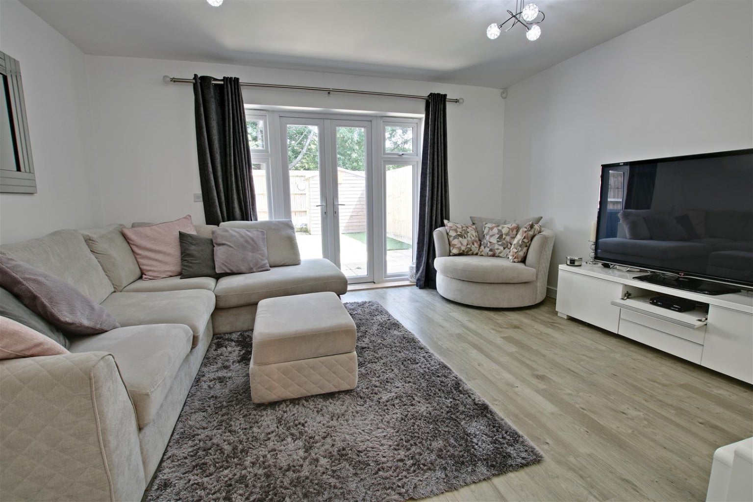 House Elham Crescent in Dartford