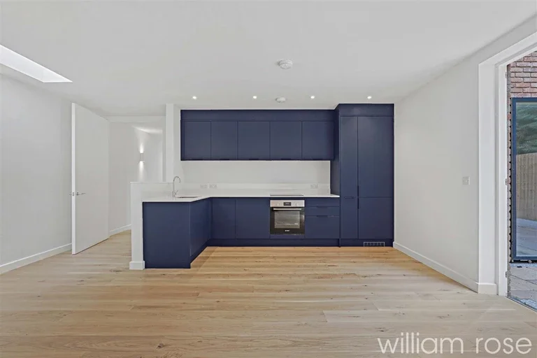 House Grove Hill in Greater London