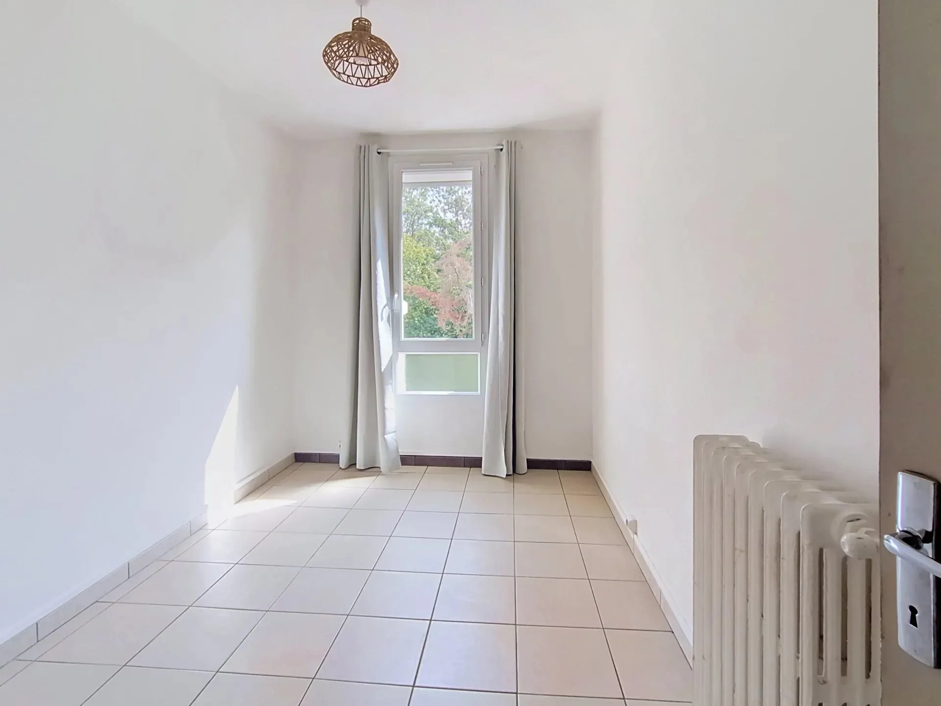 Appartement Avenue Paul Vaillant-Couturier à Paray-Vieille-Poste