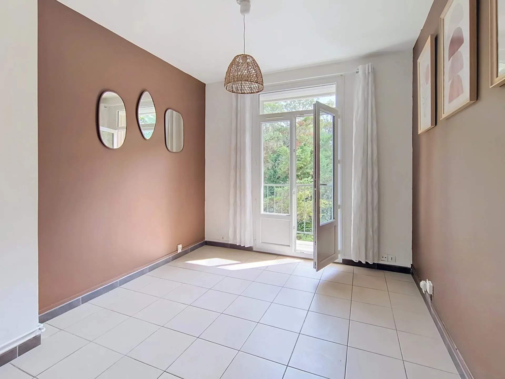 Appartement Avenue Paul Vaillant-Couturier à Paray-Vieille-Poste