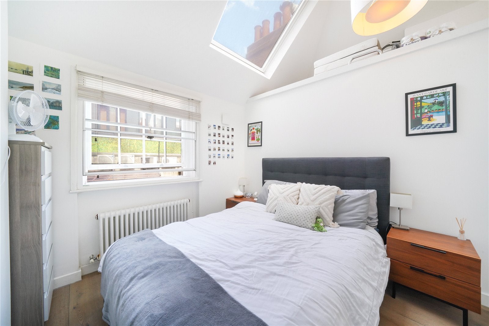 Flat Litchfield Street in City of Westminster