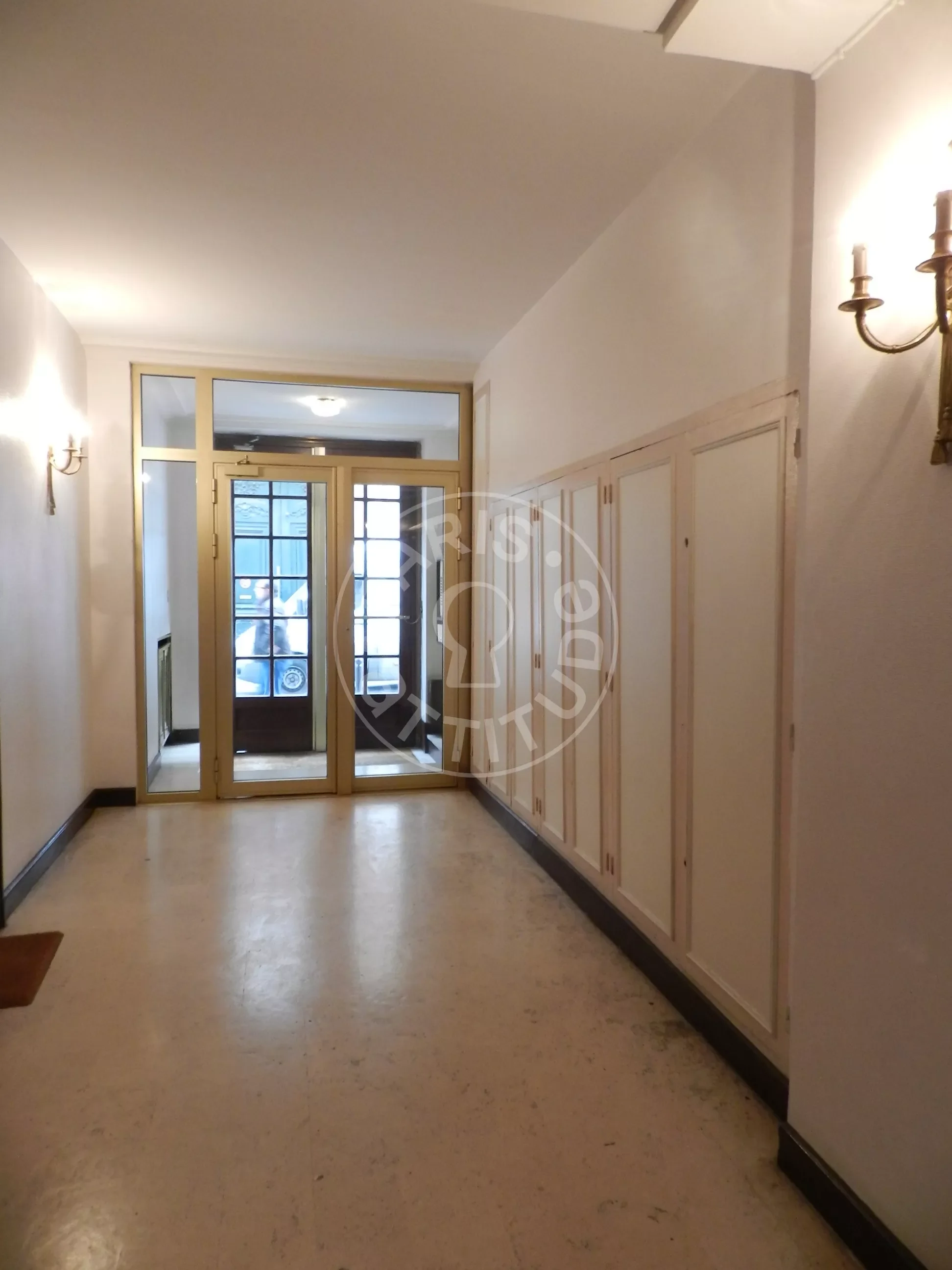 Appartement Rue de Bellechasse à Paris