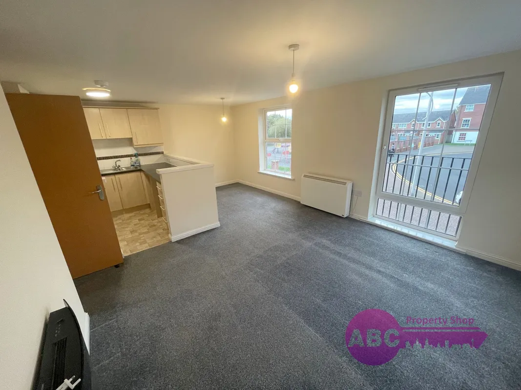 Flat Naylor Green in Ellesmere Port
