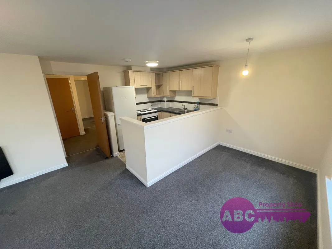 Flat Naylor Green in Ellesmere Port