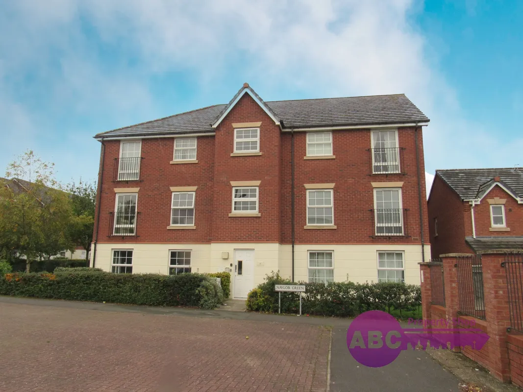 Flat Naylor Green in Ellesmere Port
