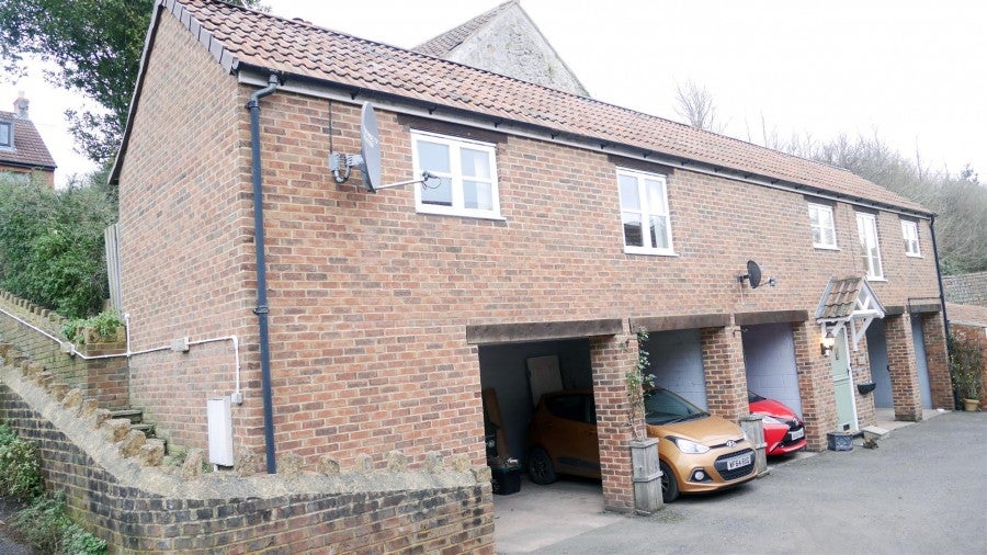 House High Street in Ilminster