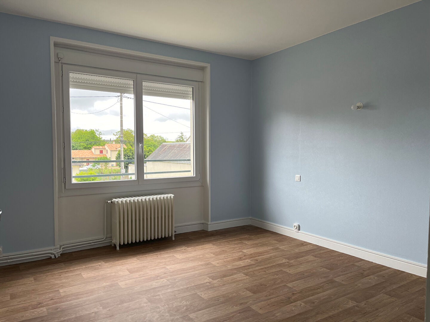 Maison Rue de la Gare à Dangé-Saint-Romain
