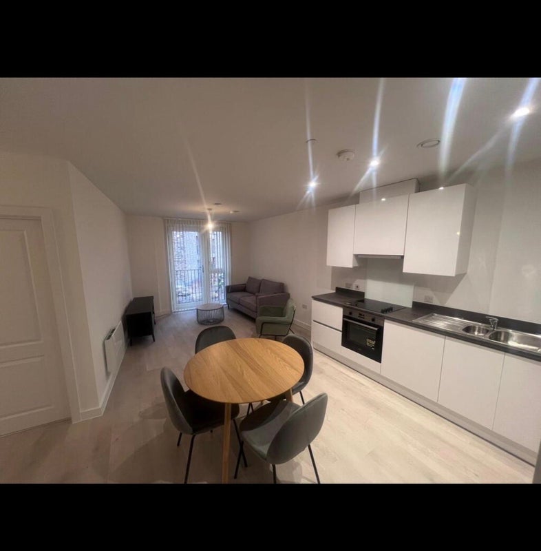 Room Griffiths Close in Birmingham