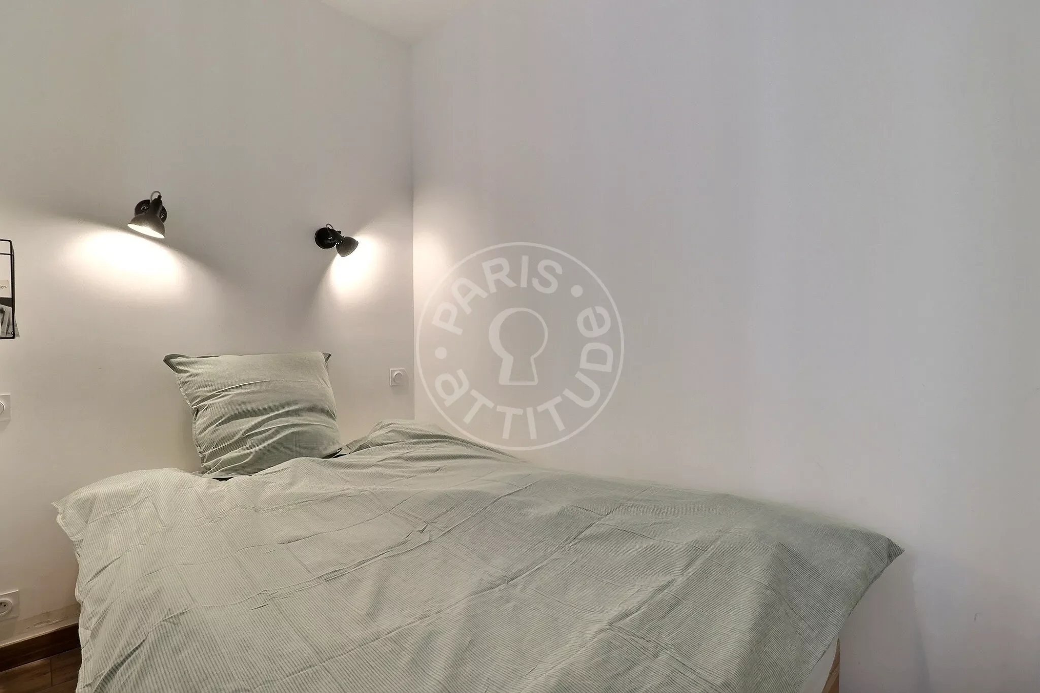 Appartement Rue Lacharrière à Paris