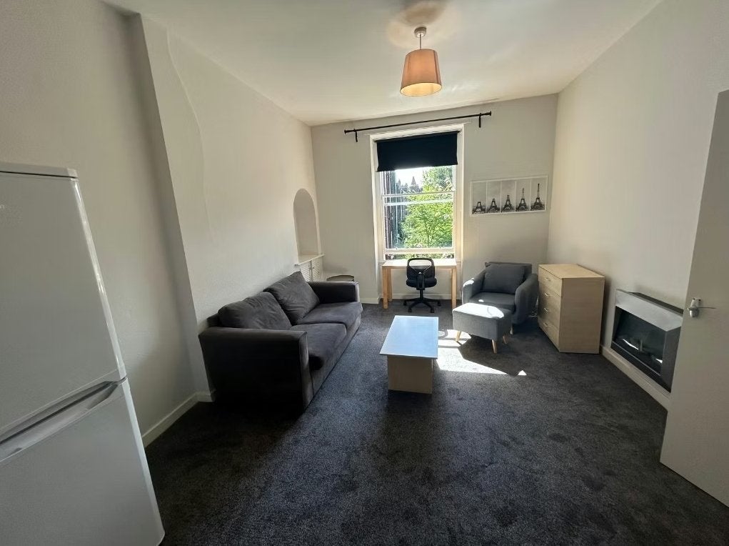 Flat McLeod Street in City of Edinburgh