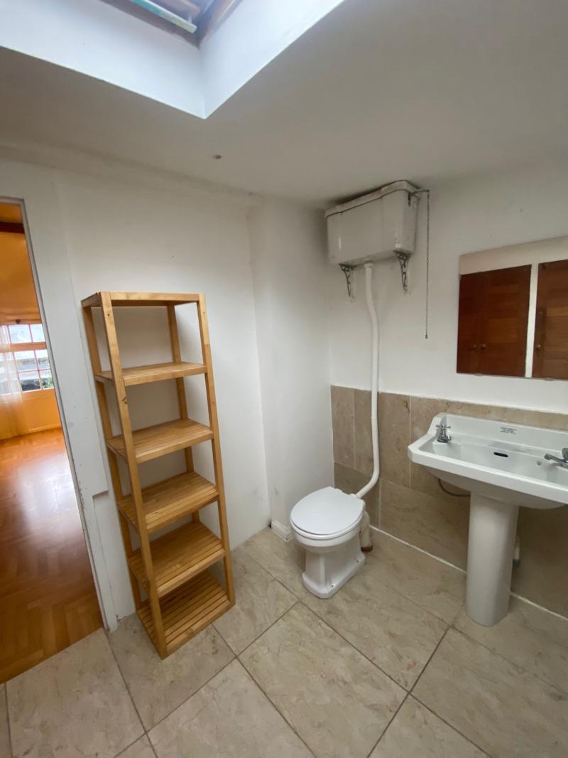 Flat Oakland Mews in Greater London
