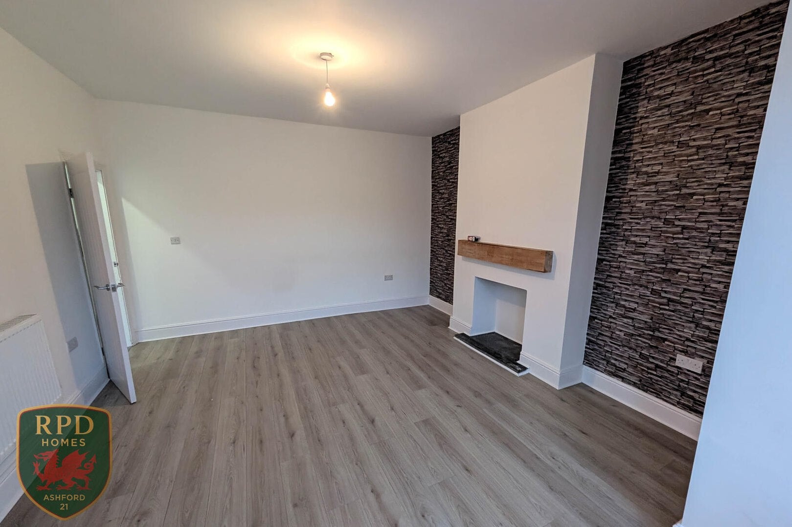 House Maesquarre Road in Ammanford
