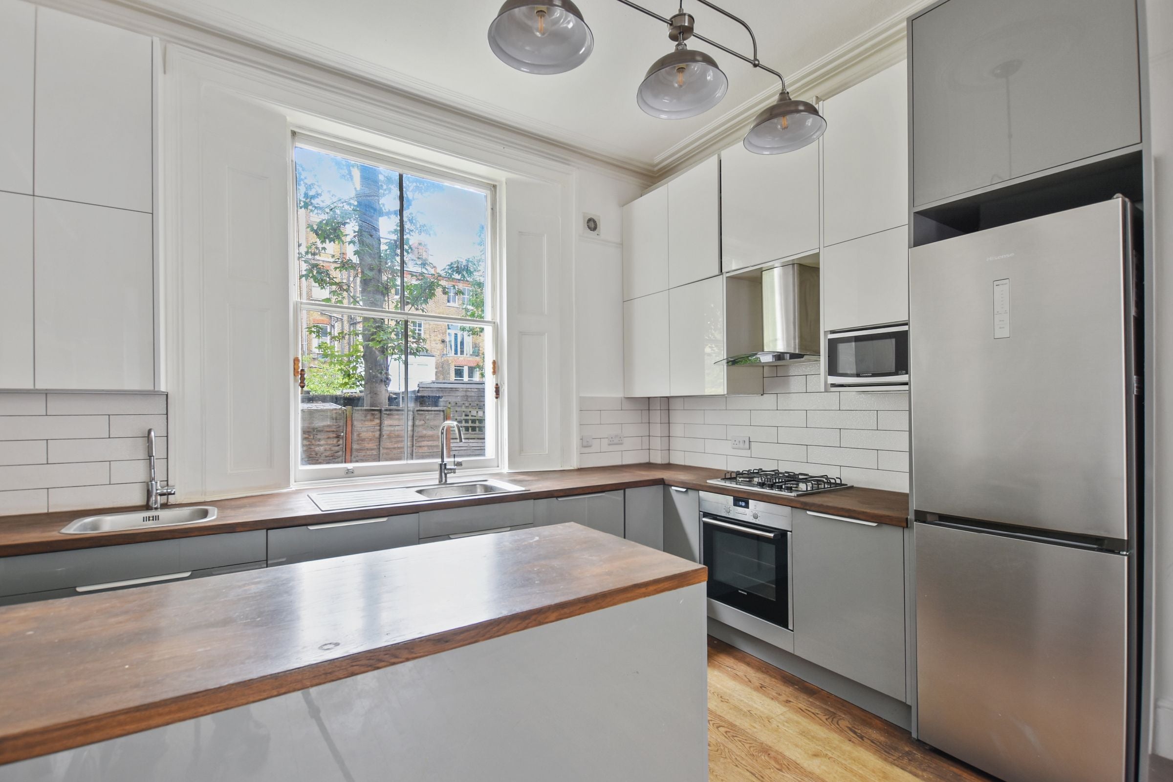 Flat Belsize Road in Greater London