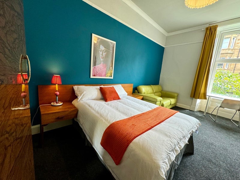 Room Alfred Terrace in Glasgow