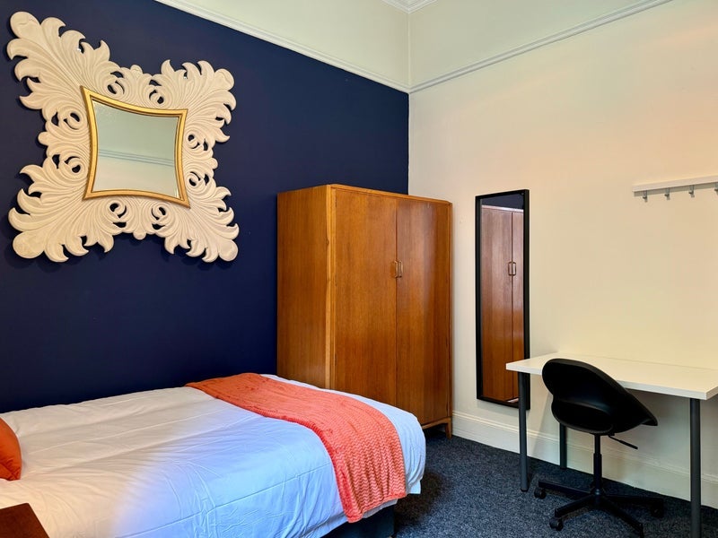 Room Alfred Terrace in Glasgow