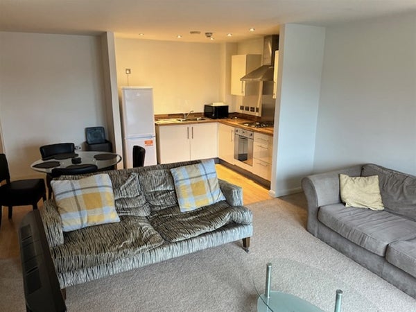 Flat Stuart Street in Derby